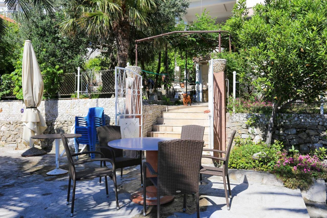 Apartments By The Sea Stanici, Omis - 1031 Tice Esterno foto