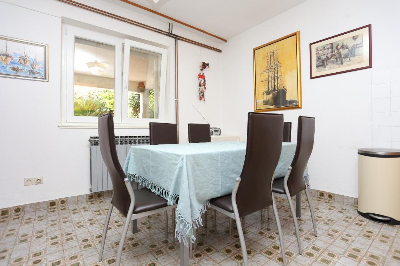 Apartments By The Sea Stanici, Omis - 1031 Tice Esterno foto